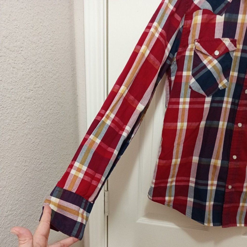 Women's Levi's Plaid Red/Blue/Gold Pearl Snap Western Shirt W/Pockets Small - Picture 4 of 6